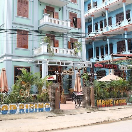 Phong Nha Gecko Hostel Dong Hoi Exterior photo