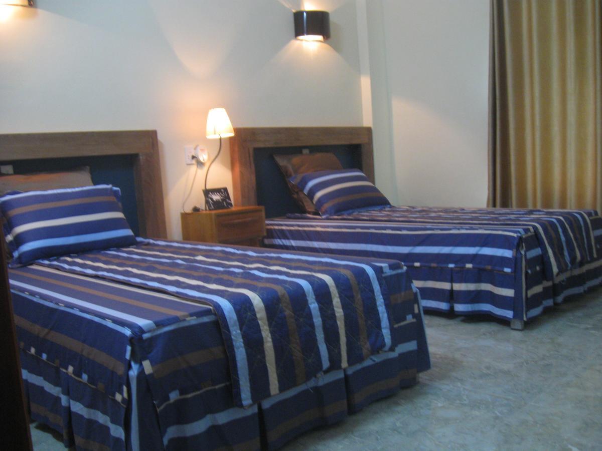 Phong Nha Gecko Hostel Dong Hoi Exterior photo